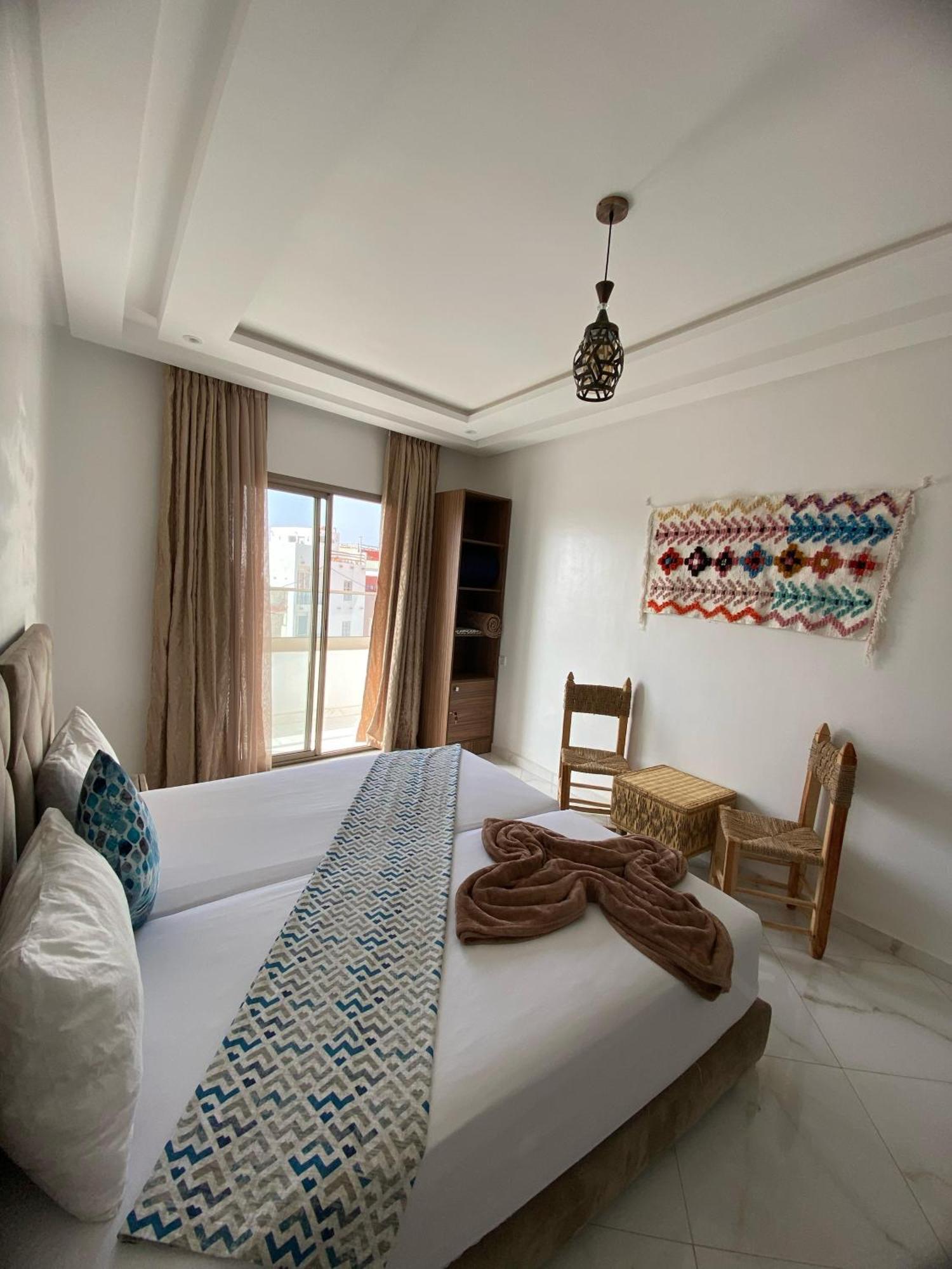 Kaza Moon Hostel Имсуане Екстериор снимка