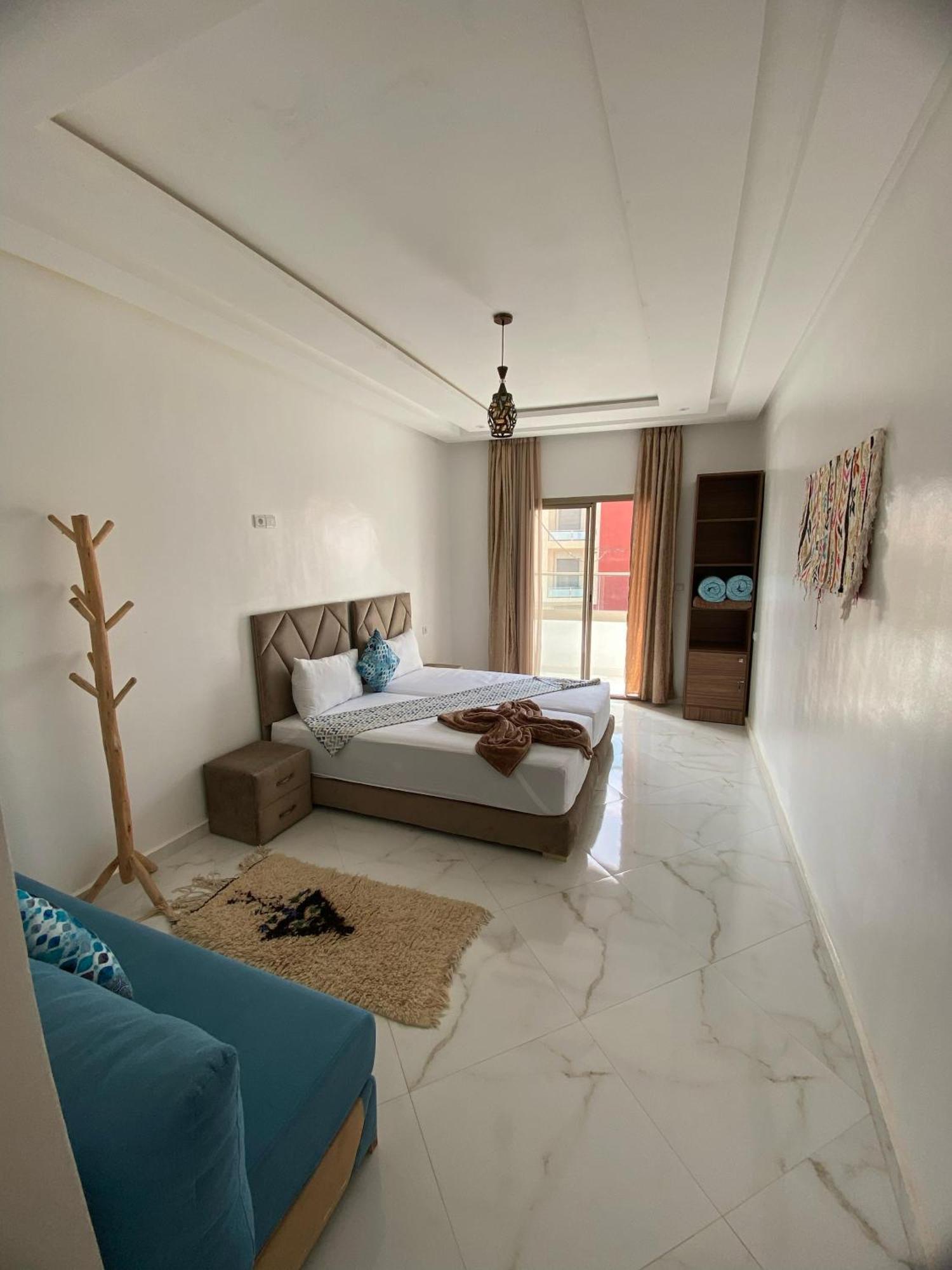 Kaza Moon Hostel Имсуане Екстериор снимка